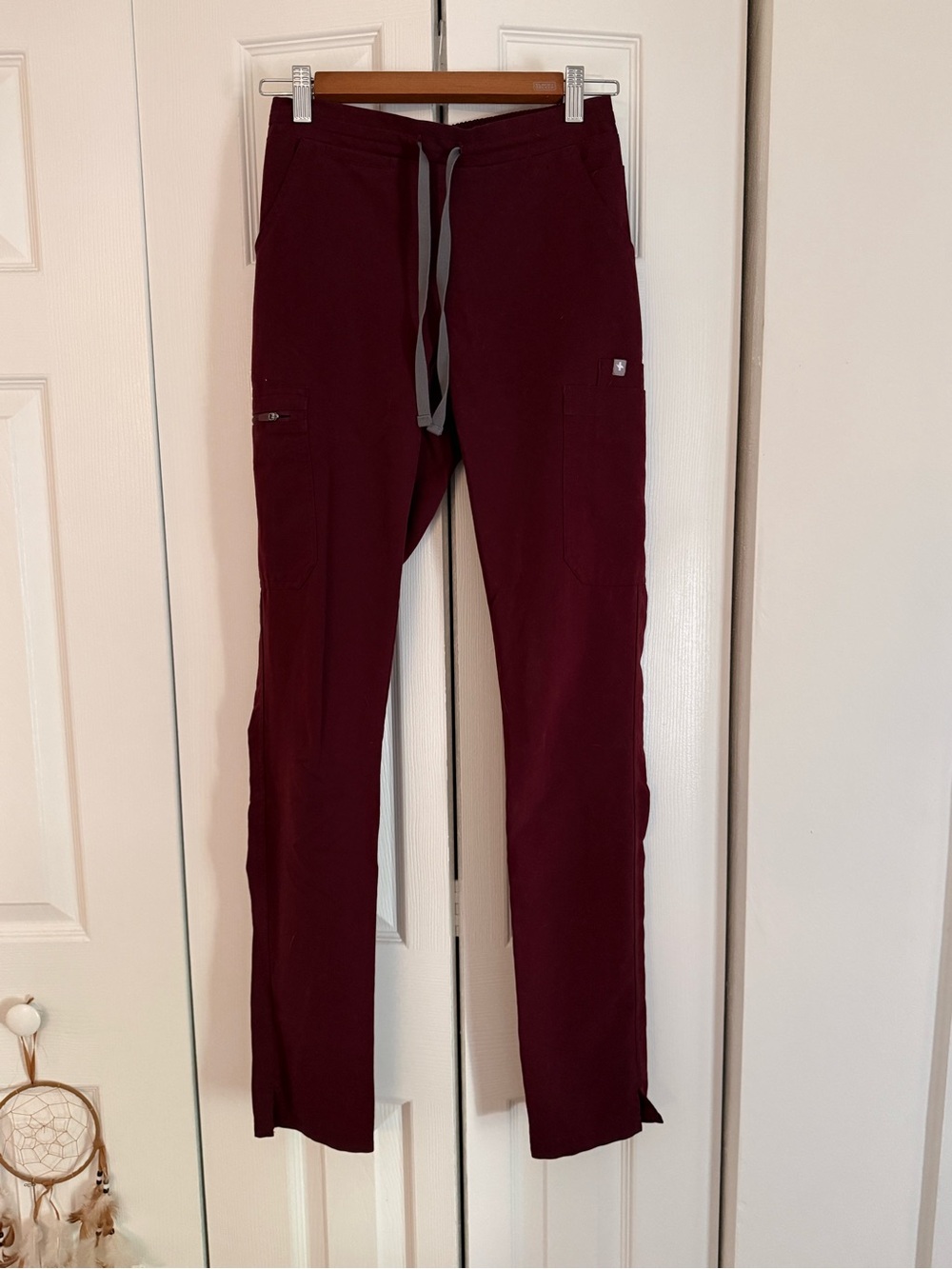 Figs Women's Burgundy Scrub Pants XXS Tall